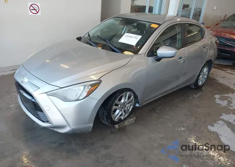 2018 Toyota Yaris Ia z USA, uszkodzony, nr VIN 3MYDLBYV3JY319275